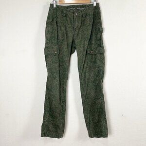 Duluth‎ Size 2 Green Floral Straight Leg Curvesetter Cargo Carpenter Pants
